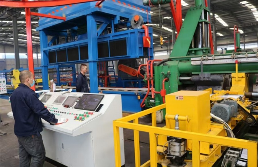 2000噸擠壓機(jī)